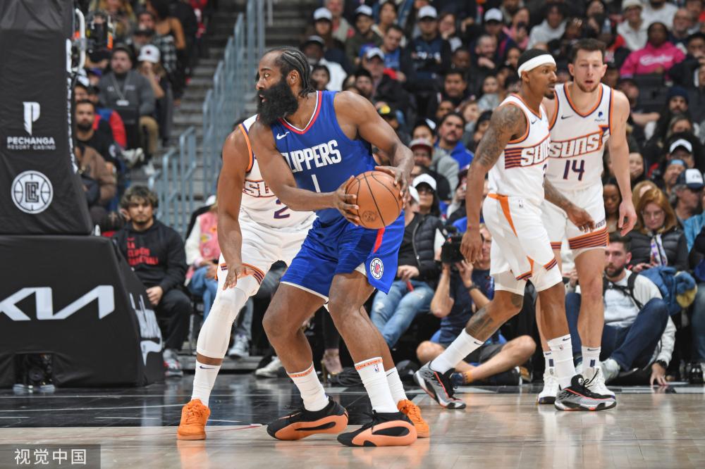 判权威做出 判权威做出